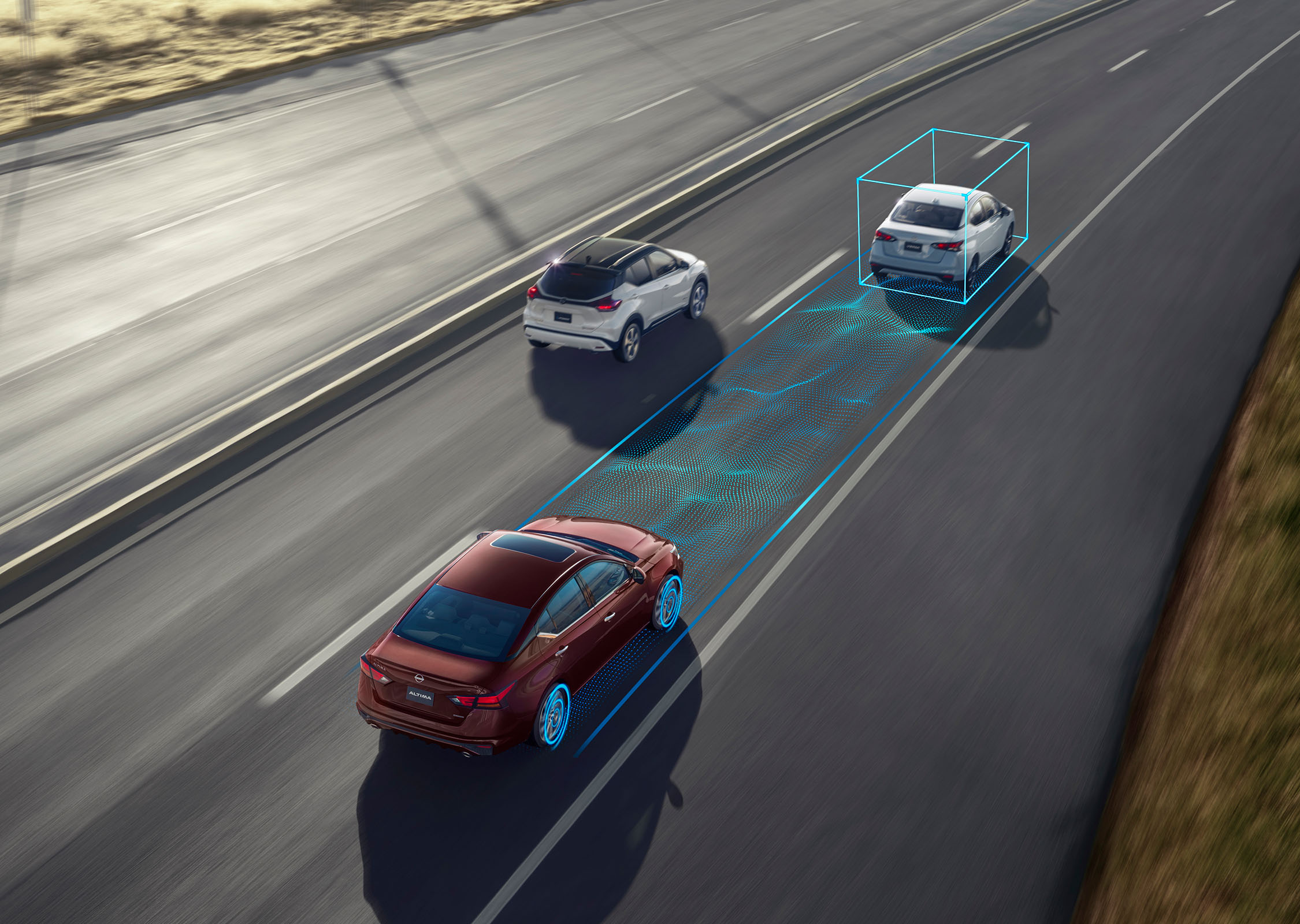El Nissan Altima 2024, en color Rojo Burdeos, exhibe su Tecnología y Seguridad avanzadas al detectar con precisión a otros vehículos, destacando su desempeño superior en la carretera.